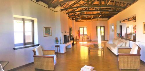 Lefokastron Villa | Traditional Luxury House Kedavros