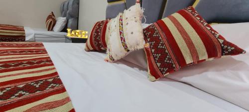 Errachidia Apartment | Traditional place with a Special Moroccan touch I Fibre Internet Up to 100 Mbps I PALMS Residence