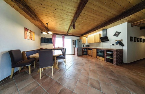 Liebenau House | Traditional square farm In a quiet, natural location with a great atmosphere!