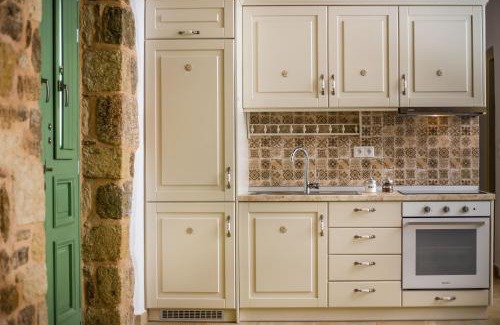 Kalithies House | Traditional Stonehouse In Kalithies Village