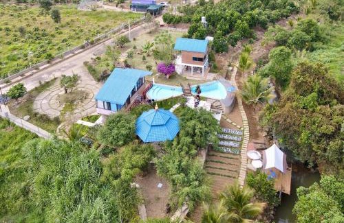 Bao Lam Other | Trang trại Ven Suối 3000m2, Vườn Rau, Hồ Bơi, Thú cưng