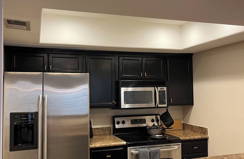 Olivewood Est Condo | Tranquil condo in Phoenix gated community