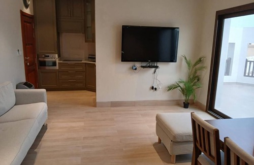 Taqah Condo | Tranquil condo with AC in charming Salalah
