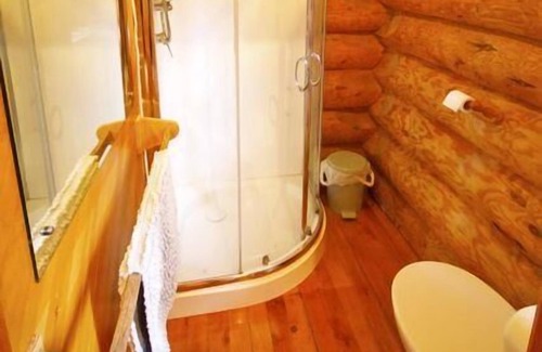 Waihi House | Tranquil Riverside Home