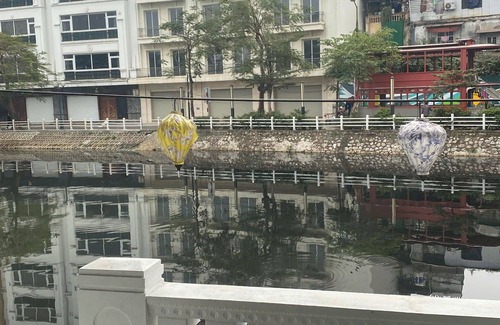 Truc Bach Apartment | Tranquil Truc Bach