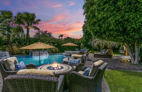 Indio House | TRANQUILITY TUSCAN LUXE ESTATE & Guesthouses 4 Firepits/Pool/Spa LUSH Tropical