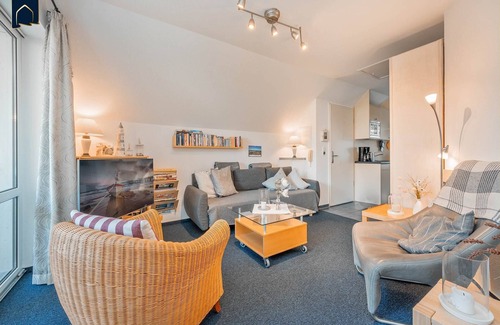 Koserow Apartment | Traumhafte Ferienwohnung 50 m von der Seebrücke in Koserow, mit Wlan und Balkon