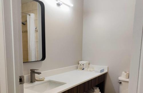 Dawson Creek Hotel | Travelodge by Wyndham Dawson Creek