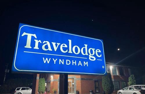 Rigaud Hotel | Travelodge by Wyndham Rigaud