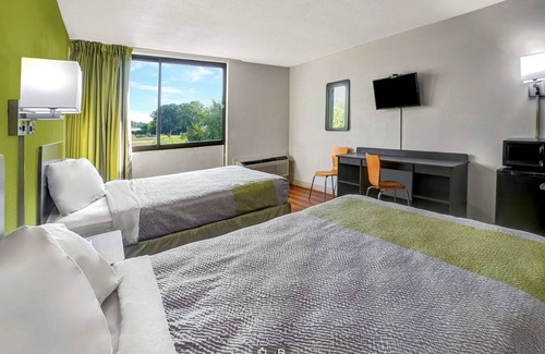 Vernon Hotel | Travelodge by Wyndham Vernon CT