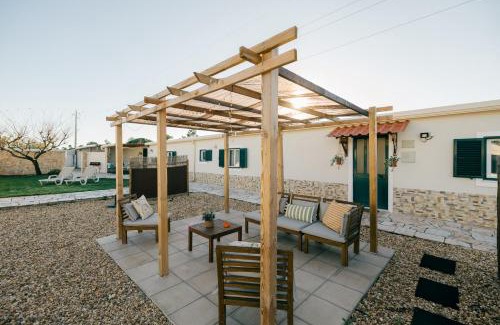 Quinta Do Conde House | Tree House - Casa Laranjeira