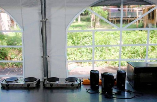 Dranske Apartment | Tree tent Ostseebreeze - Category 1 No. 9 - Ferienpark Bakenberg