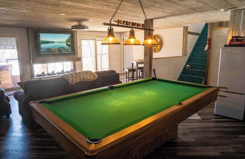 Haliburton Cottage | Tree top Living in the heart of cottage country. Stunning 4 season cottage.