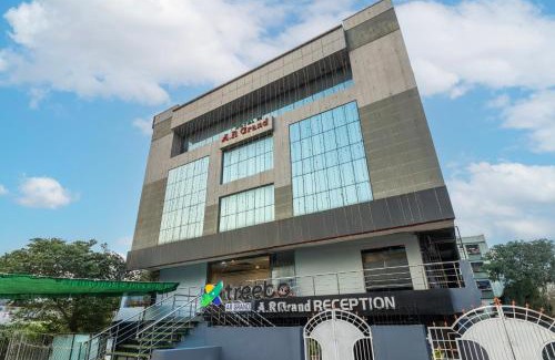 Gajuwaka Hotel | Treebo AR Grand, Gajuwaka