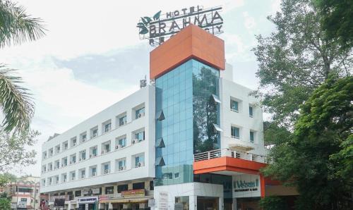 Akurdi Hotel | Treebo Brahma Regency