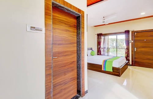 Mahabaleshwar House | Treebo Garden Cottage & Lawn Mahabaleshwar