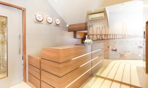 Malad West Hotel | Treebo Olive Nest