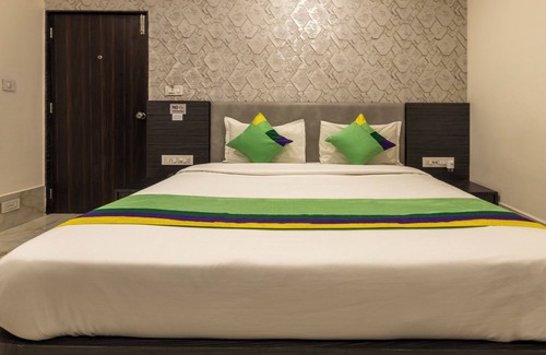 Rajkot Hotel | Treebo Oscar