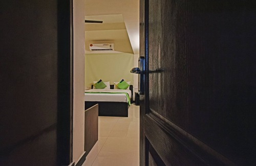 Thoraipakkam Hotel | Treebo Samhaar Residency Thoraipakkam