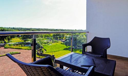 Dapoli Hotel | Treebo SS Residency With Mountain View