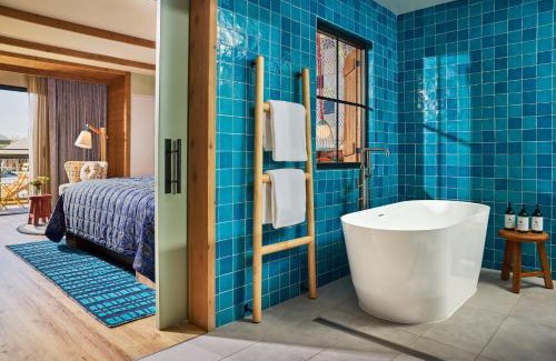 Morse Park Hotel | Treehouse Hotel Silicon Valley