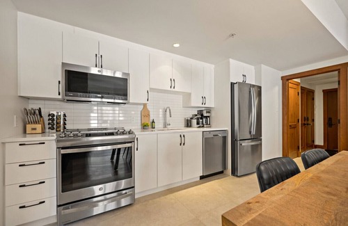 Versant Soleil Apartment | Tremblant Prestige - Étoile 1510-22