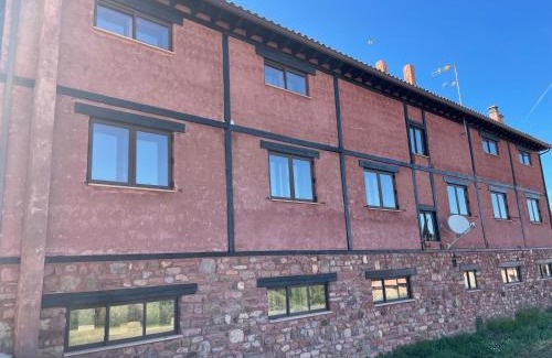 Noviales House | Tres Navíos en el Mar Casa Rural de 10 habitaciones con baño individual precios web