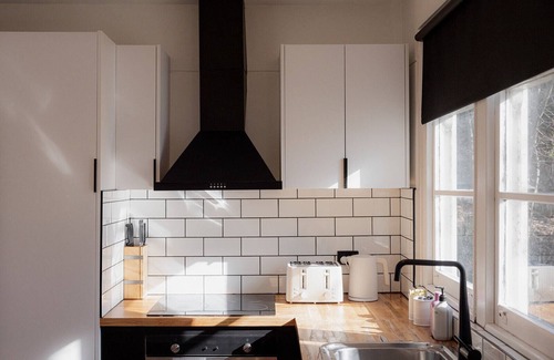 Trevallyn Apartment | Trevallyn Retreat with River Views