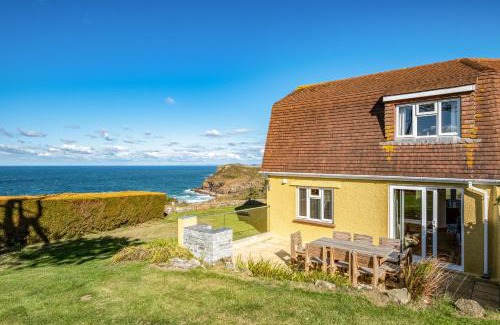 Wadebridge House | Trevan House Lundy