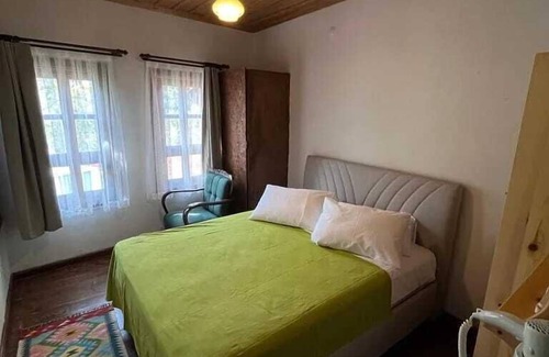 Zeytinbagi Hostel | Trilye Taşev