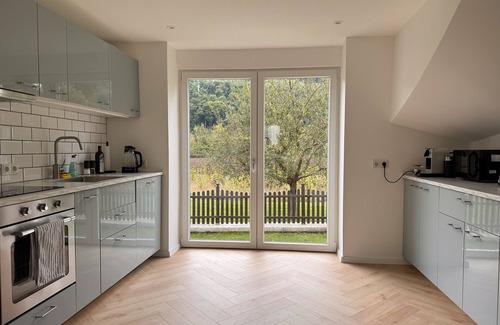 Edingen House | Trimosa Apt. | River Retreat with 3 bedrooms