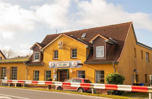 Prohn Apartment | Triple room (17) - Pension Zur Kurve