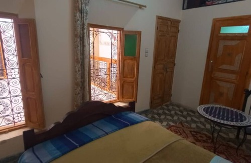 Dar Tazi House | Triple room at Riad Drissia