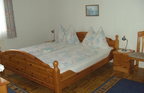 Straden Bed & Breakfast | Triple room no. 1 - Gästehaus Stöckler