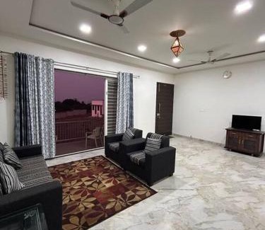 Nashik House | Tripvana Sunset Villa
