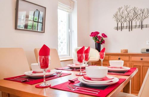 Ferryside House | Trondra House