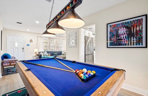 Golfview Harbor House | Trop Chic Pool Home Lanai, Pool Table, Ping Pong