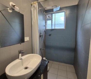 Sangameswarpet House | Tropica Retreat by Dazzle Destinations - Private Waterfalls, Private Rooms and Bonfire