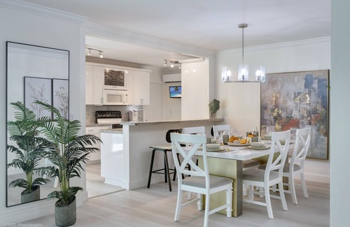 Hollywood Lakes House | Tropical 3BR Escape w/Pool, 7 Min Drive to Beach