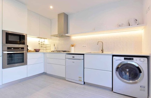 Quinta da Marinha Apartment | Tropical View Cascais - CheckinHome