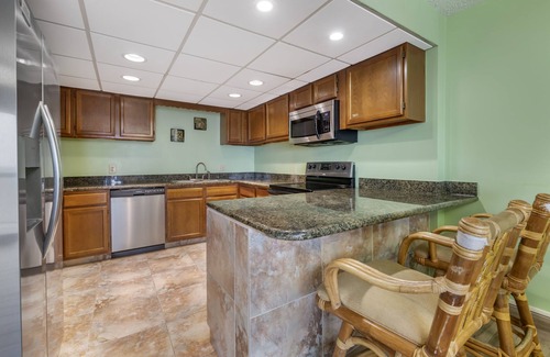 Seabreeze Park Hotel | Tropical Winds Oceanfront Hotel