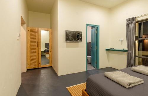 Vijayanagar Hotel | Tropicopia