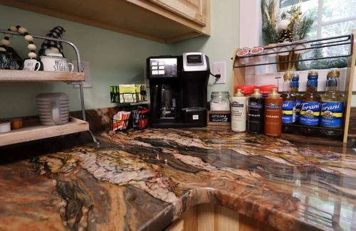 Coudersport Cabin | Trout Streamside Cabin|Firepit|Romantic Retreat for Cherry Springs