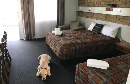 Parkhurst Hotel | True Blue Motor Inn