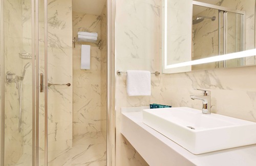 Kucukbakkalkoy Hotel | Tryp by Wyndham Istanbul Atasehir