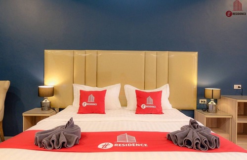 Bang Nam Prieo Hotel | TT Residence