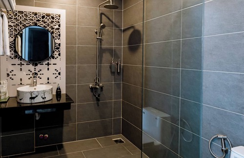 Con Son Hotel | Tuan Ninh Hotel 2