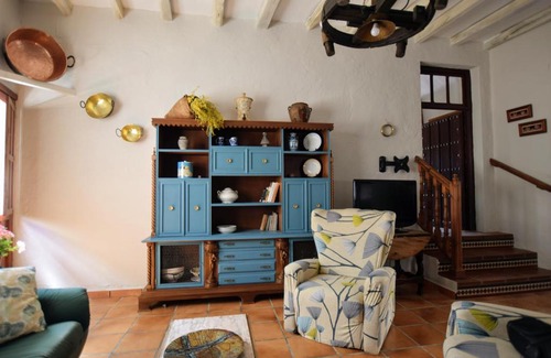 Ugijar House | tuGuest Hortichuela House