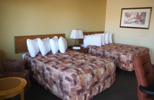 Tumbler Ridge Hotel | Tumbler Ridge Inn