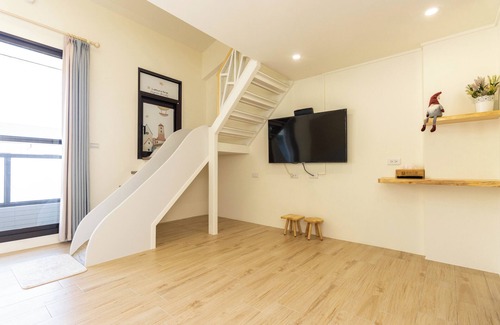 Wujie Bed & Breakfast | Turn Right Home